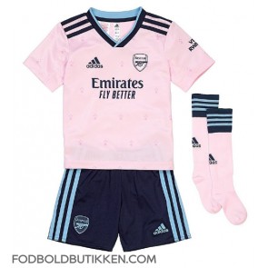 Arsenal Benjamin White #4 Tredjetrøje Børn 2022-23 Kortærmet (+ Korte bukser)